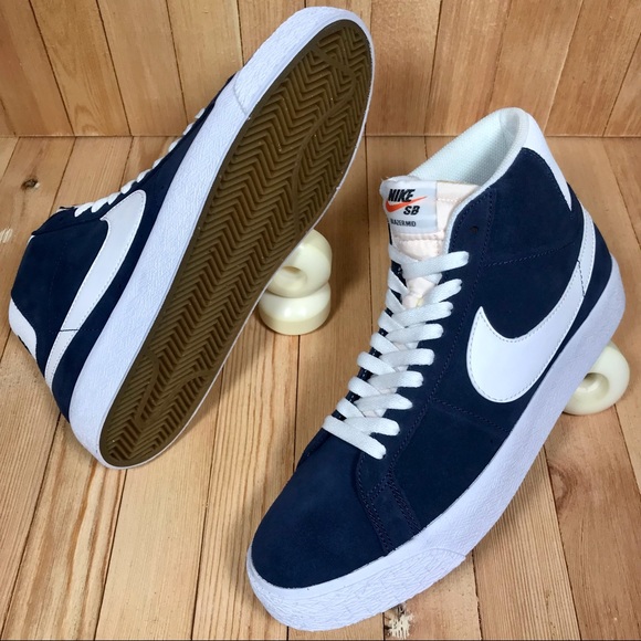 Nike SB Zoom Blazer Mid Navy Blue White Red Shoes - Picture 1 of 5